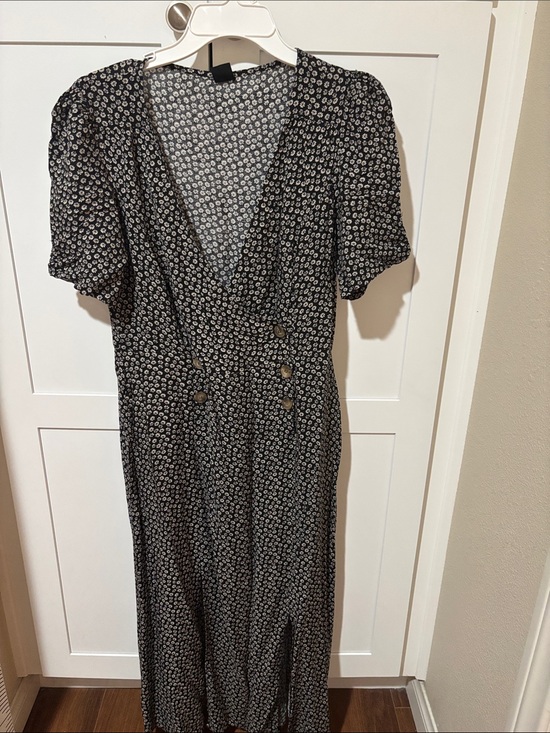 Dresses & Skirts - Urban Outfitters Dress